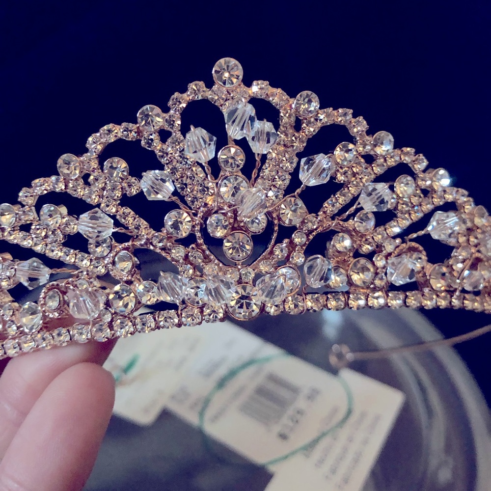 Tiara Crown